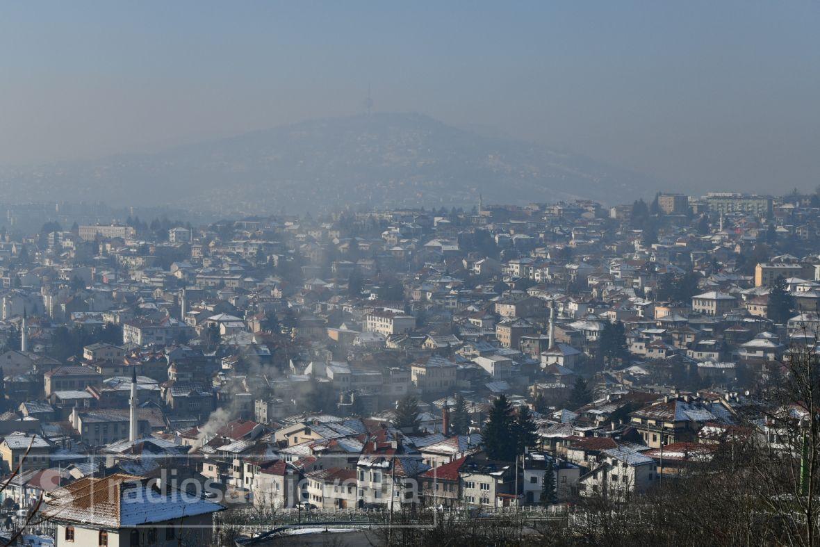 Foto: A.K./Radiosarajevo.ba/Sarajevo se u proteklom periodu gušilo u smogu/Ilustracija